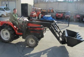 Фронтальный Погрузчик на Минитрактор